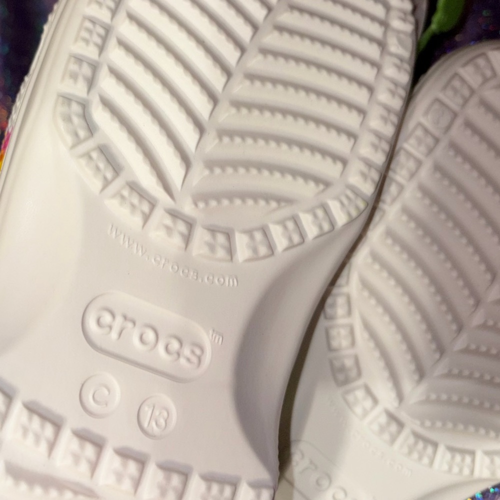 Sesame Street Crocs - Picture 6 of 6